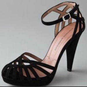 SIGERSON black suede platform heels size 7 suede leather 🖤🖤